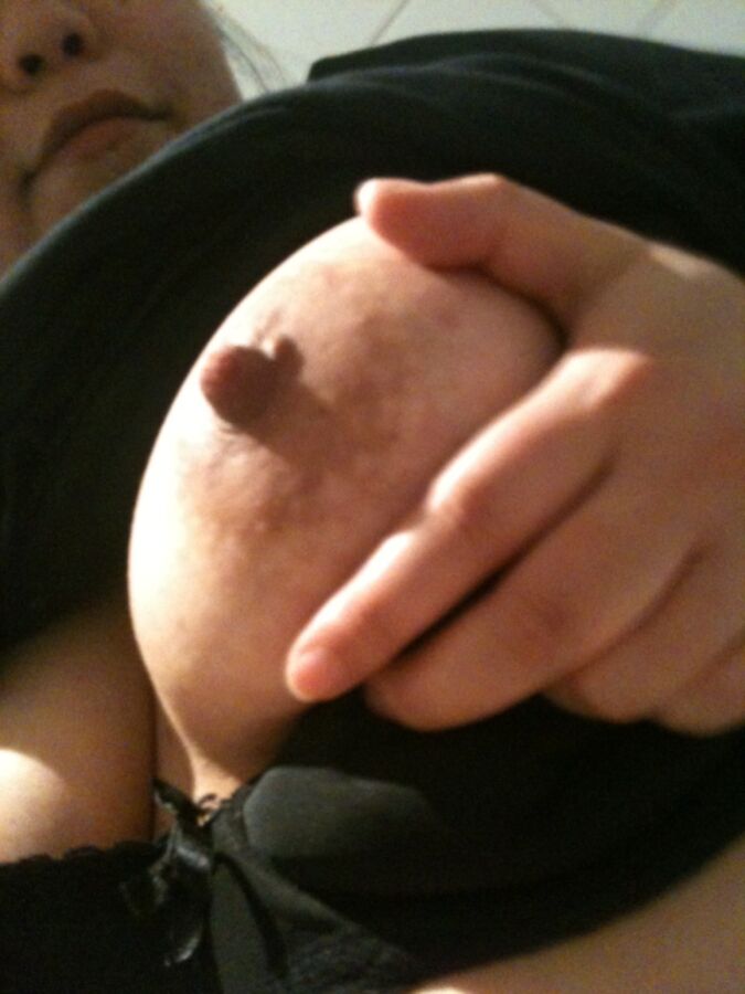 mi puta asiática de grandes tetas V