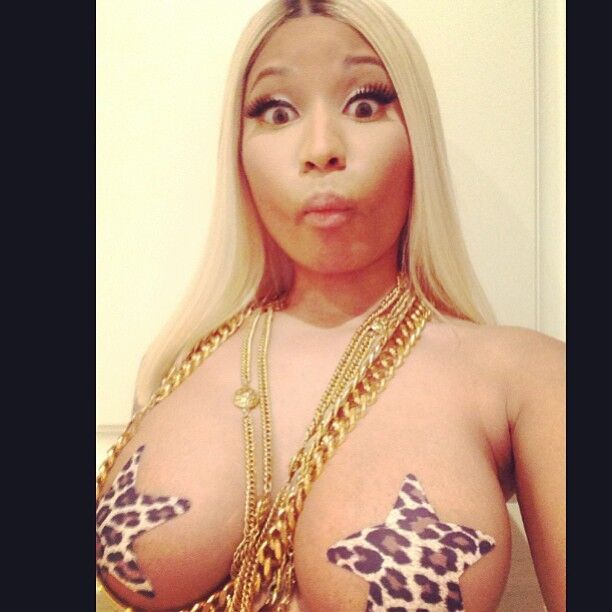 Nicki Minaj slutty instagram pics