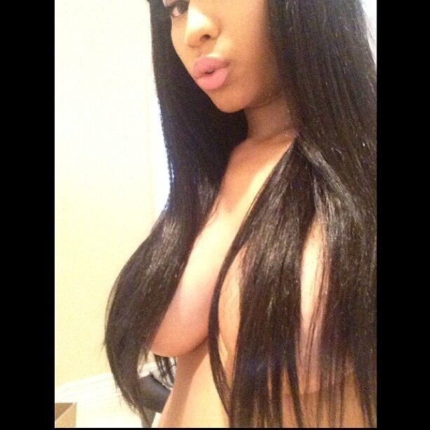 Nicki Minaj slutty instagram pics