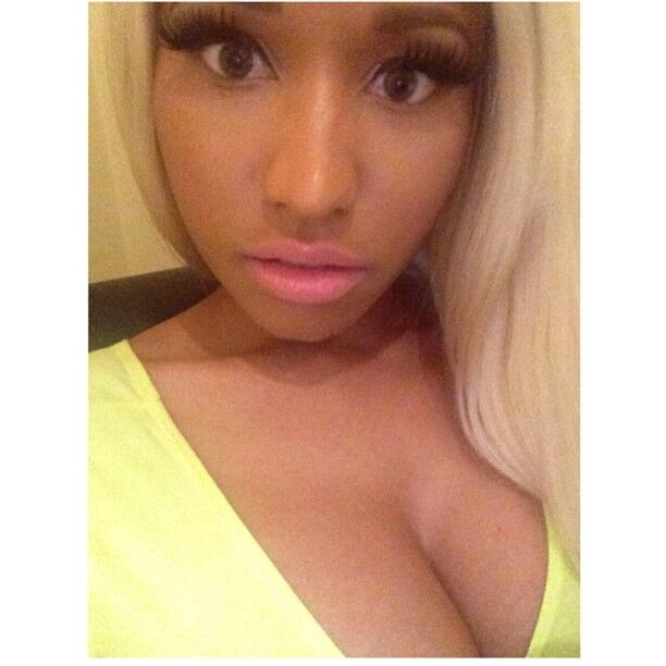 Nicki Minaj slutty instagram pics