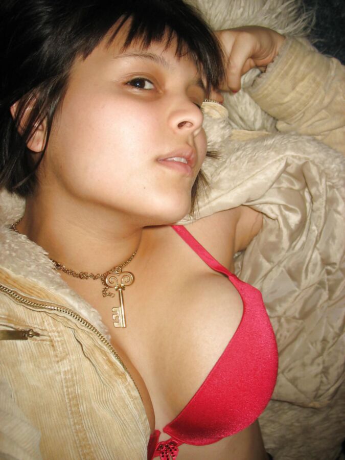 Latino amateur con grandes tetas