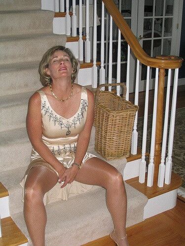 Milf pantyhose amateur