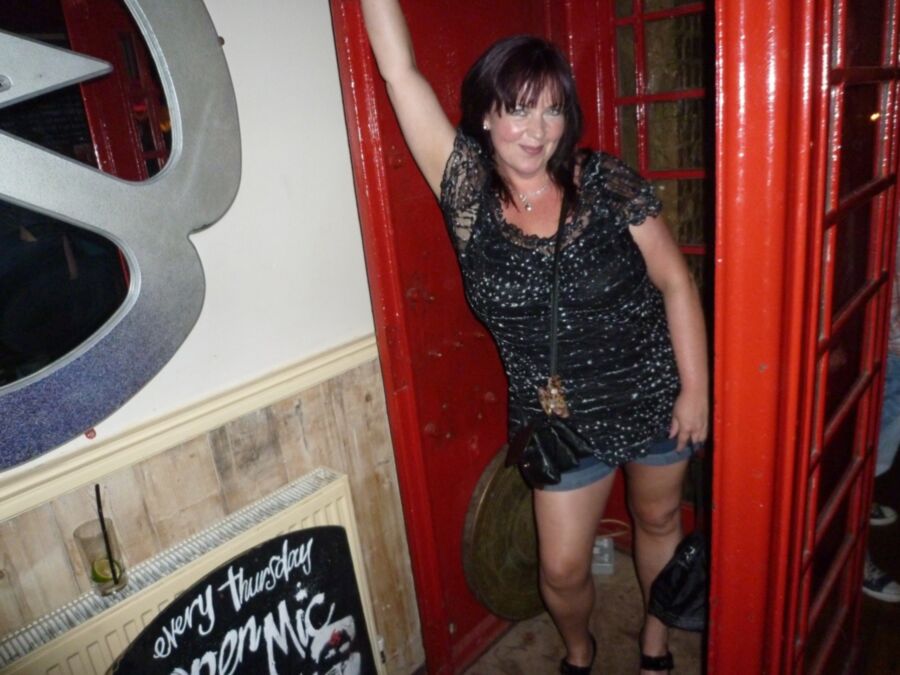 MILF Emma de Shoreham West Sussex