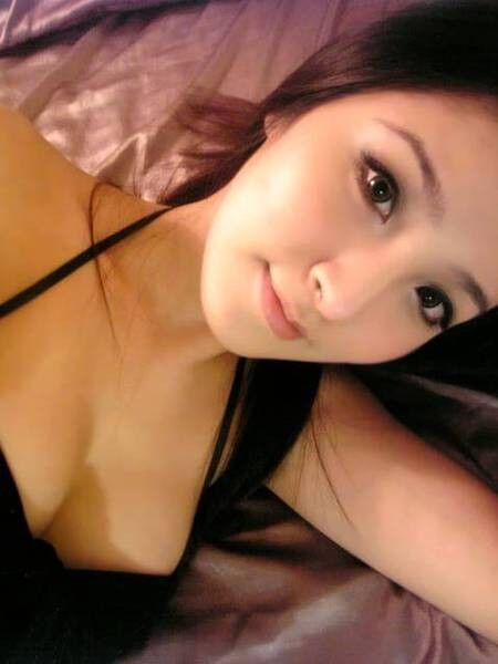 Asian Girl for Dirty Comments, Cum,and Fakes