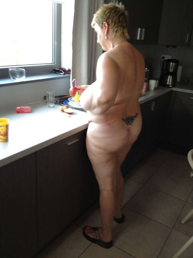 wifes in the kitchen