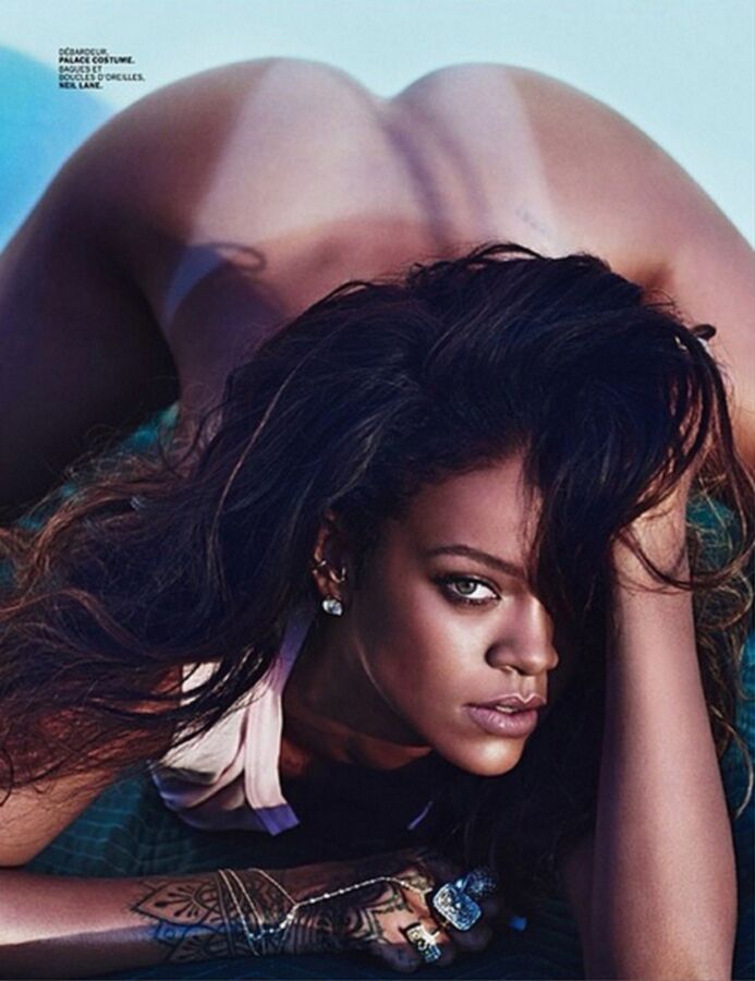 Rihanna nude topless LUI