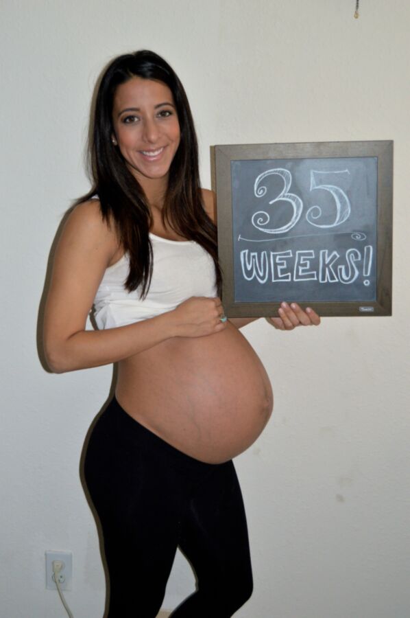 Marta (Twin Pregnancy Sessions)