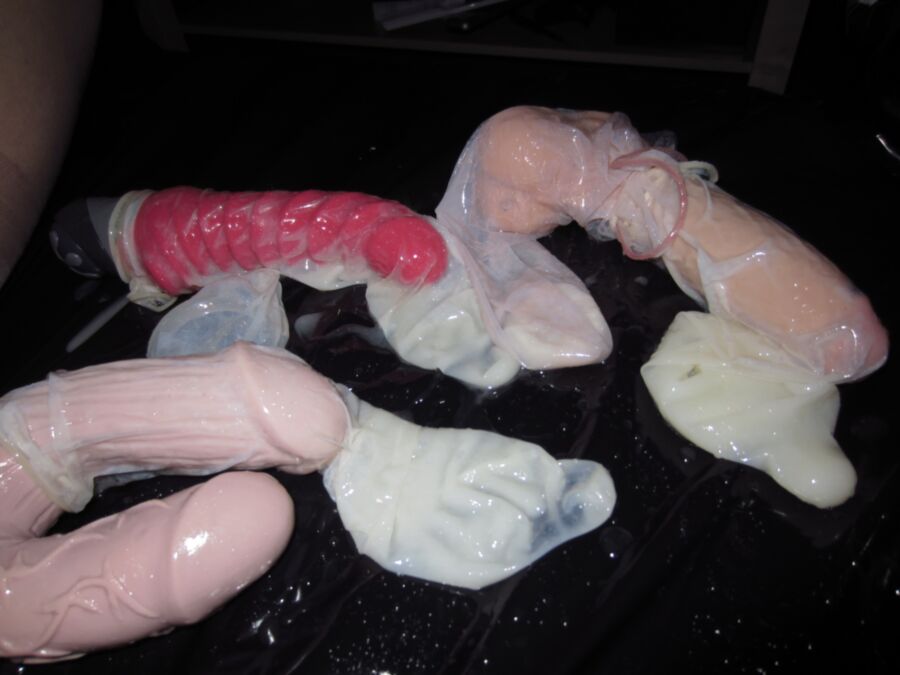 So Much Cumfilled Condoms, Nylons & Nylonpanties For You