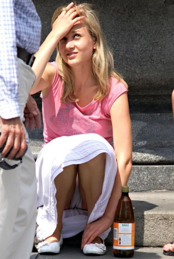 public upskirt