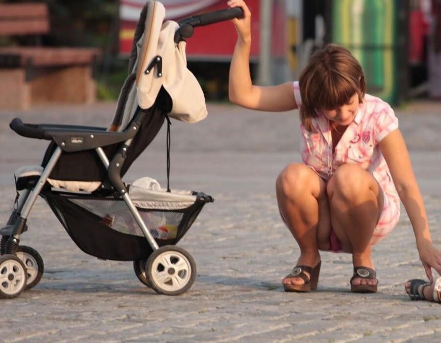 public upskirt