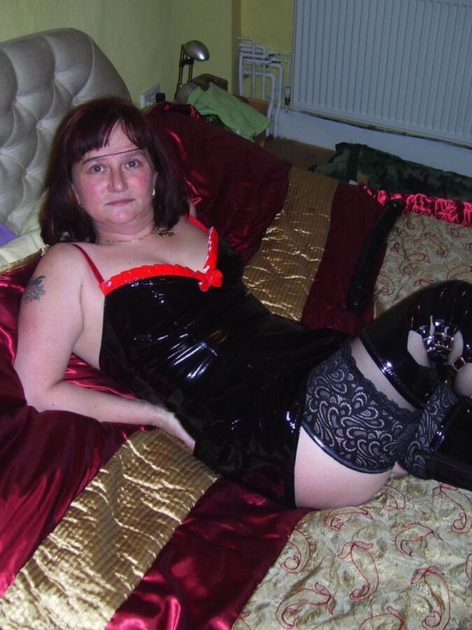 D.J.(Debra), UK couple, Milf poses for hubby