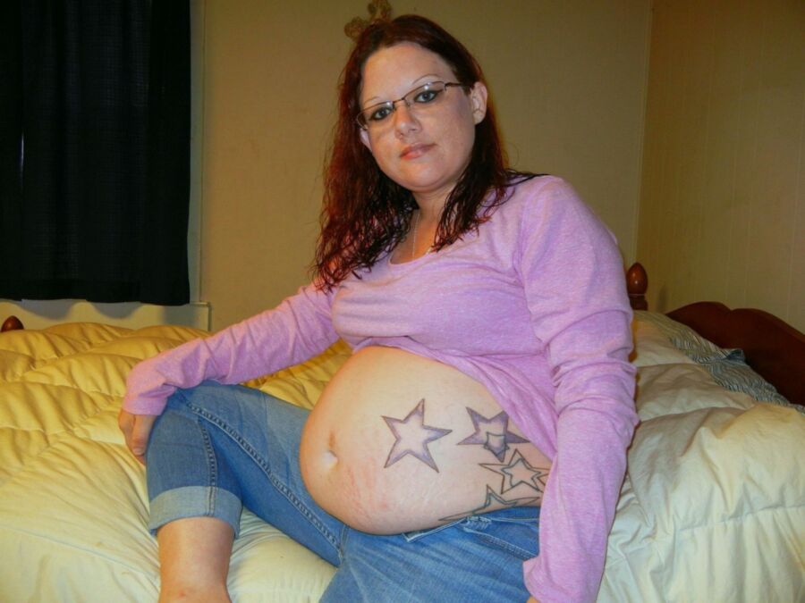 Inked-up homely bi preggo pig slut.