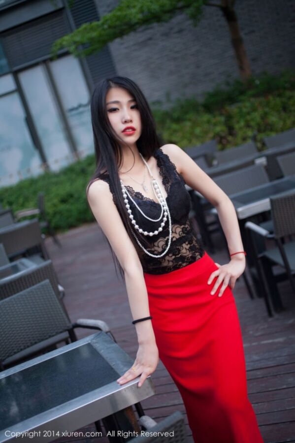 Chinese Stunner - Shu Yu Zina