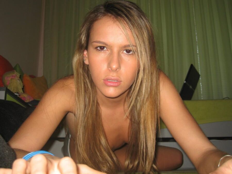 Laura, 21 yo German hottie