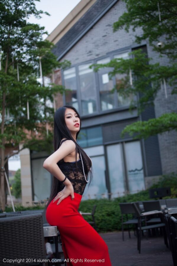 Chinese Stunner - Shu Yu Zina