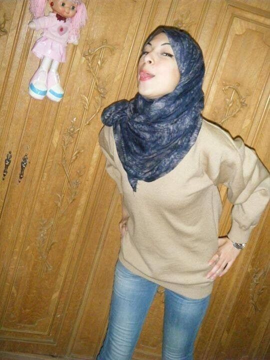 perra hijab quiero follar y gangbang tan duro