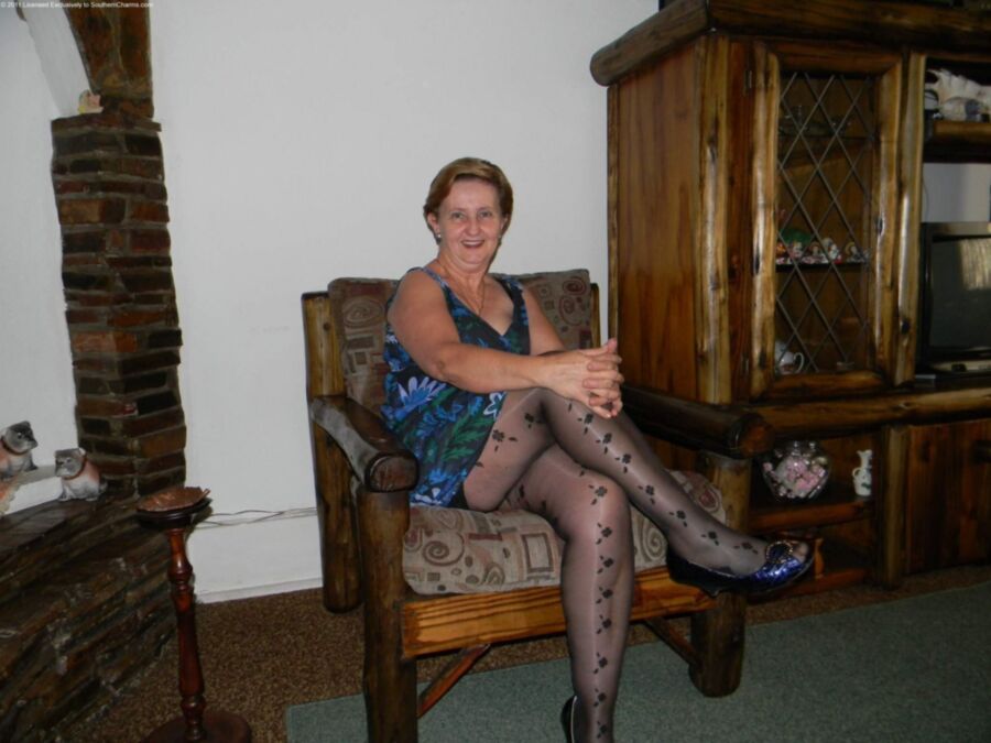 Collants Nylon Mature Granny Poppy