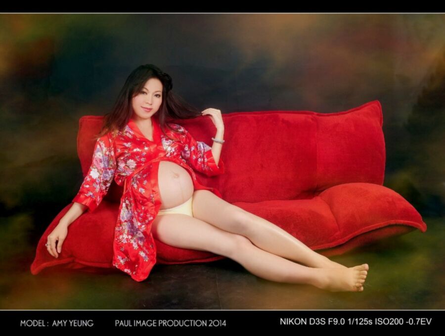 Pregnant Boudoir - Amy