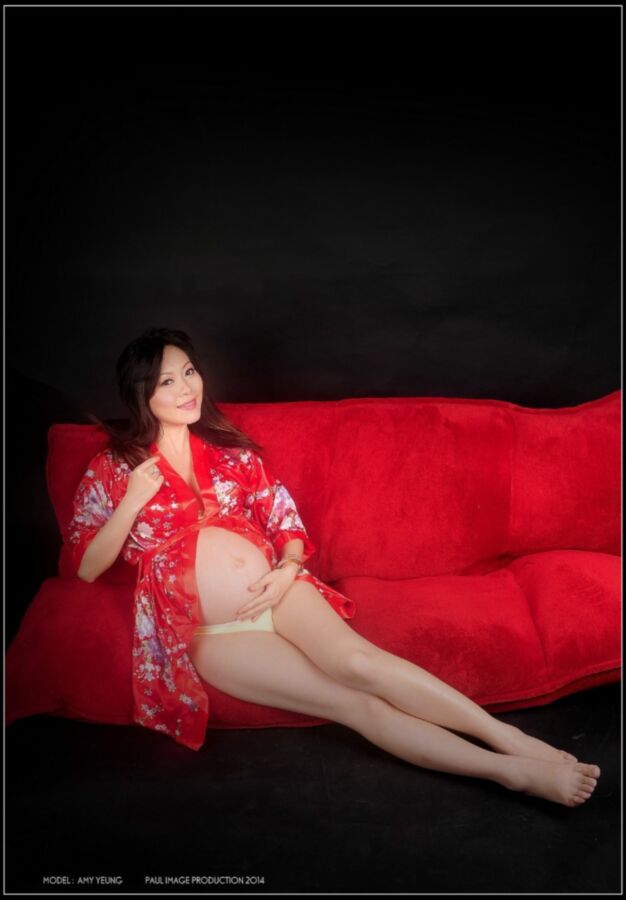 Pregnant Boudoir - Amy