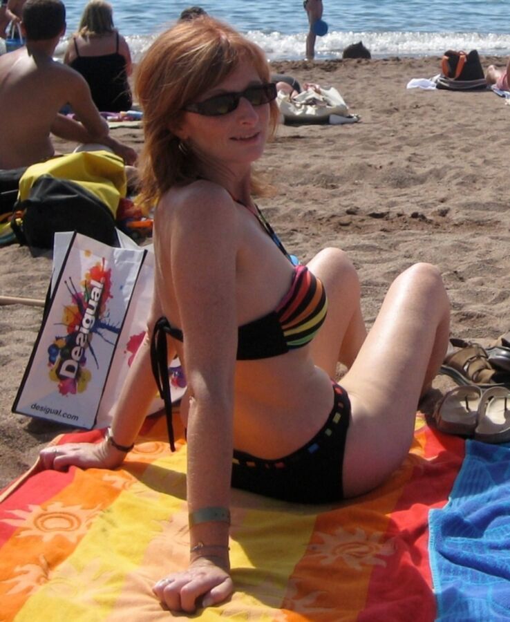 redhaiedmilf bikini