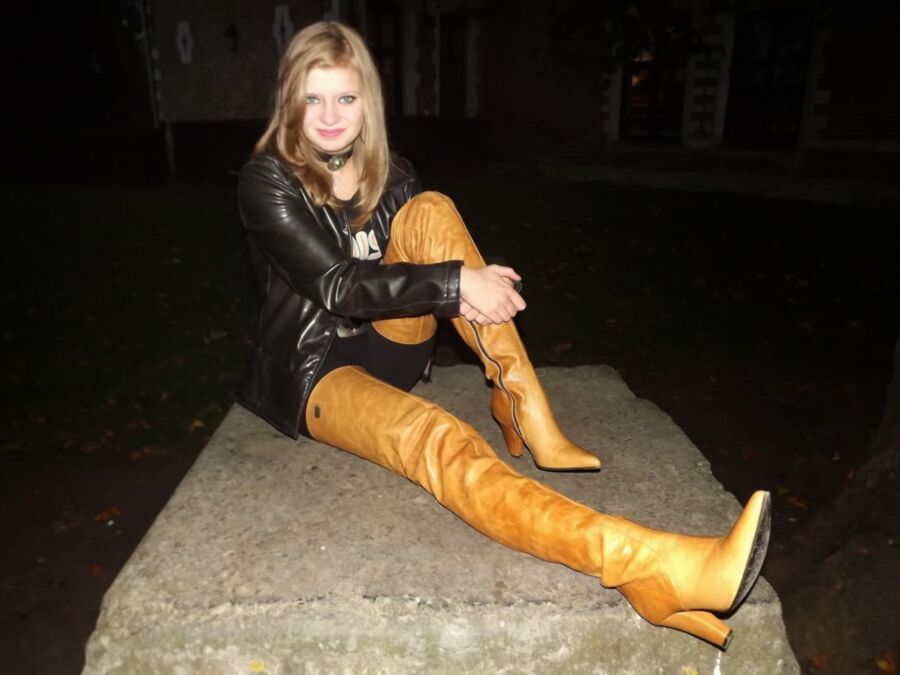 French teen Sandy in brown overknees