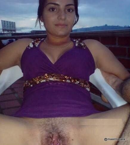 Wife, bhabhi, housewife indian desi exposed n leaked