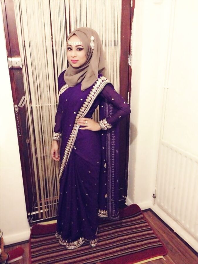 Tight Bengali Hijabi