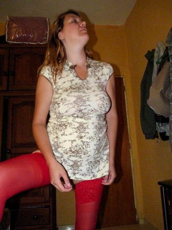 Carola more red stocking