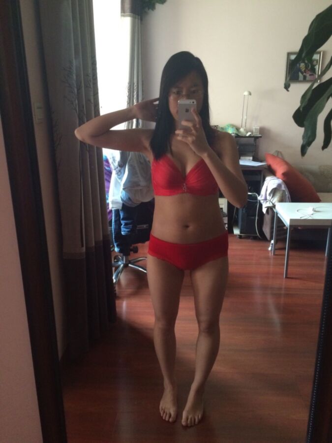 (non nude) chinese gf in bra and crocs