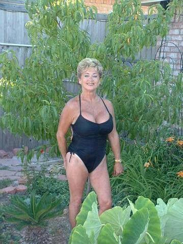 More Milfs in Swimsuits