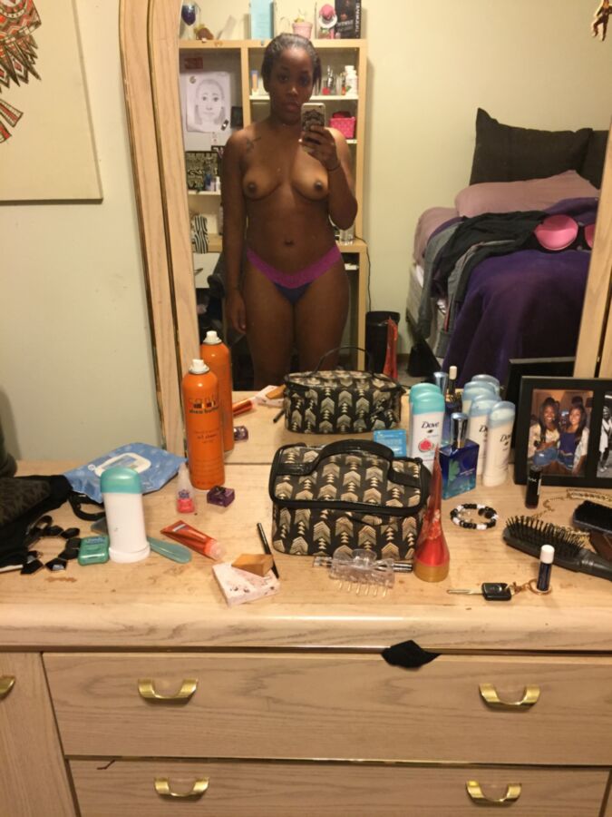 Cute Ebony Teen Nude