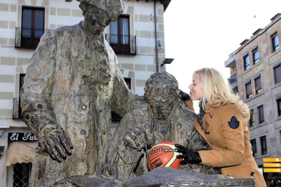 Ilona Korstin - Ex jugadora de baloncesto rusa