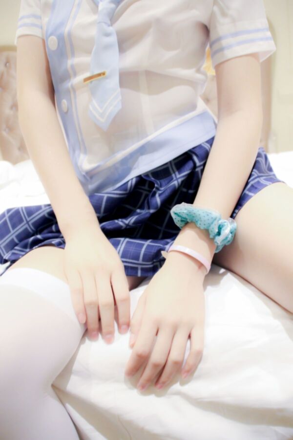 Ayase Eri cosplay