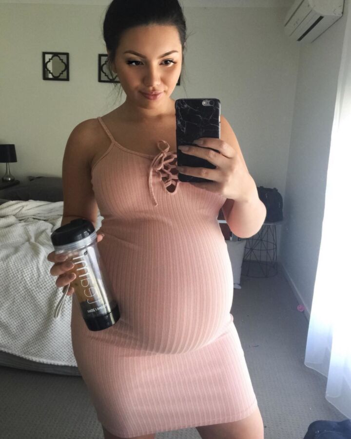 Preggo Roxanne