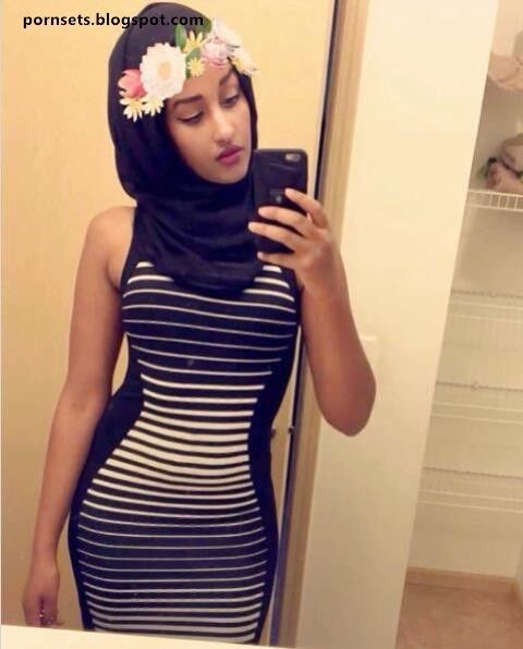 Hot hijab girls exposed