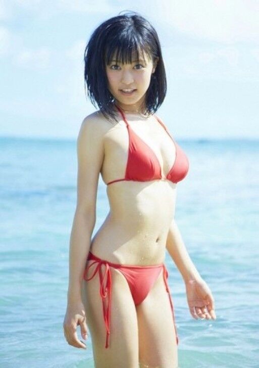 Filles japonaises en bikini