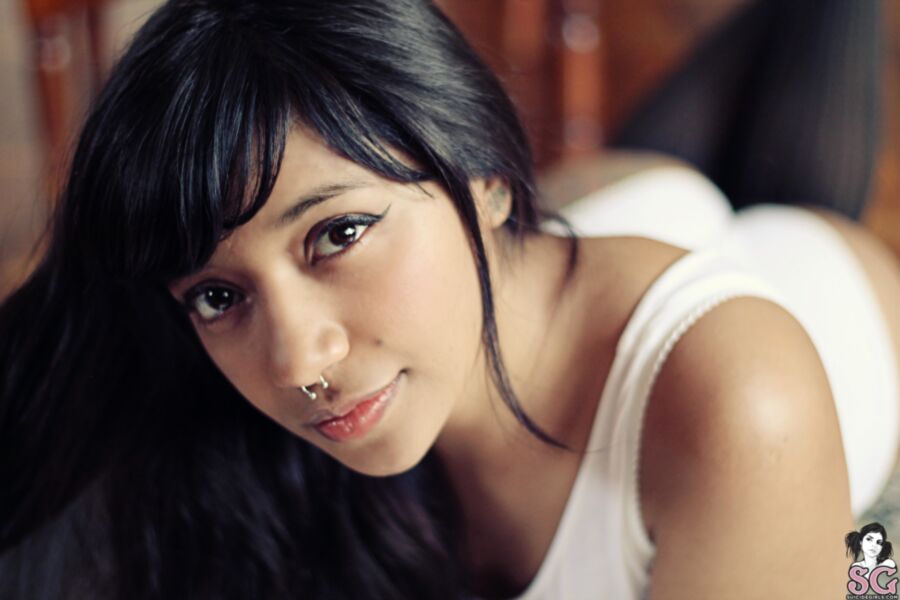 SuicideGirls - Impresionante flor latina