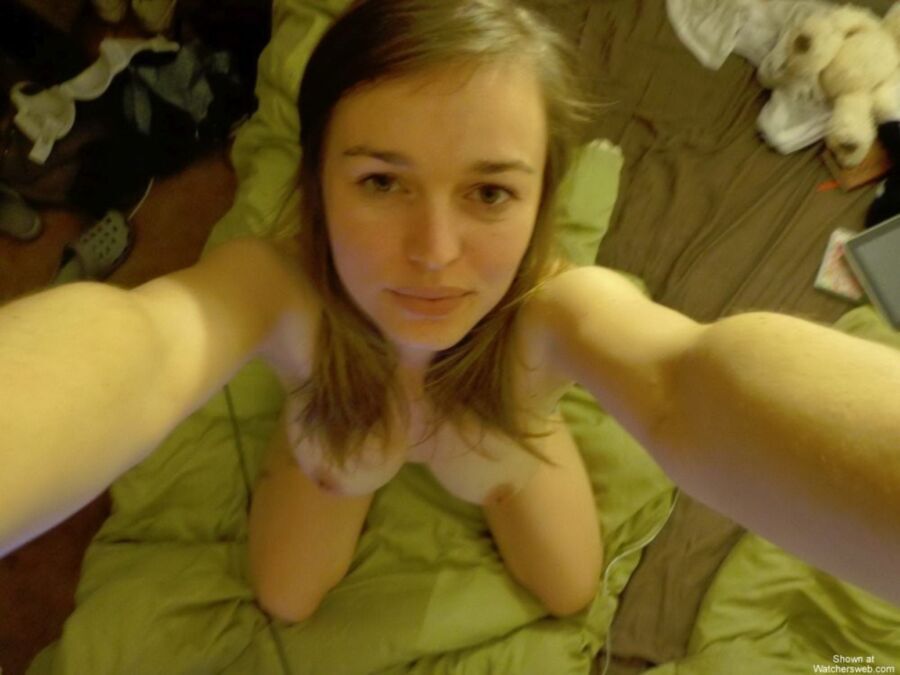 Amateur UK Home Poser