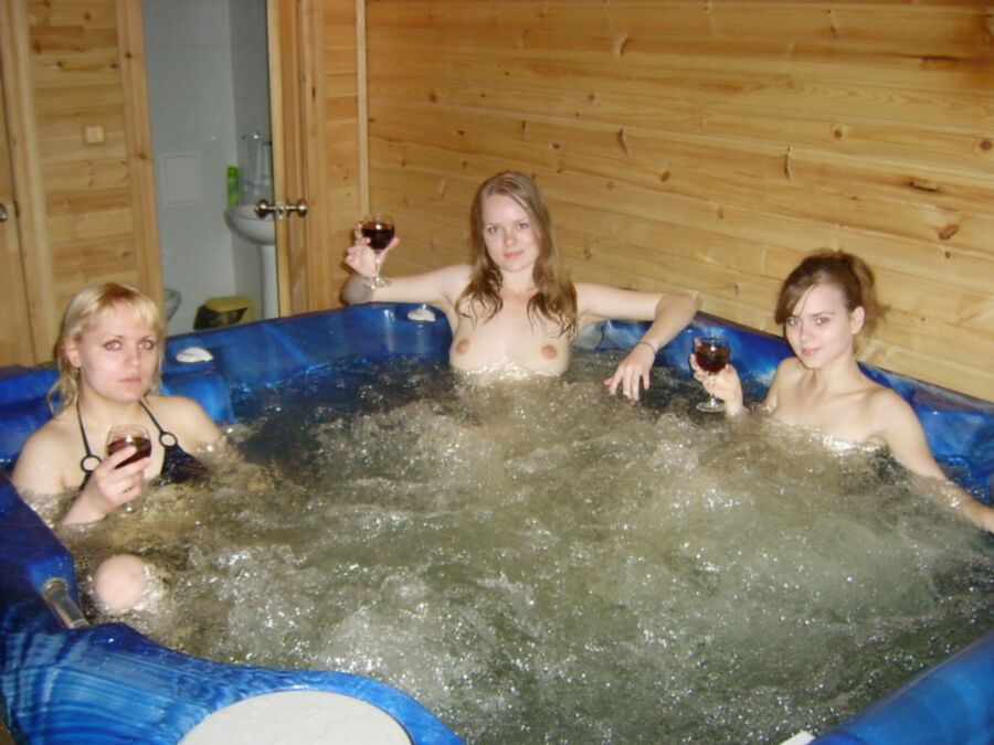 Hunnies du bain à remous