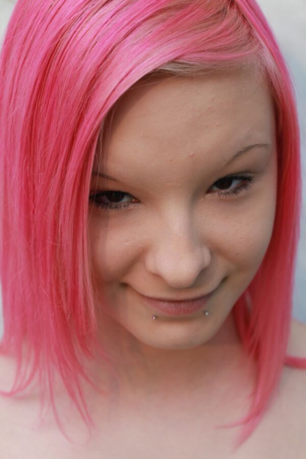 Ashlee - Pink