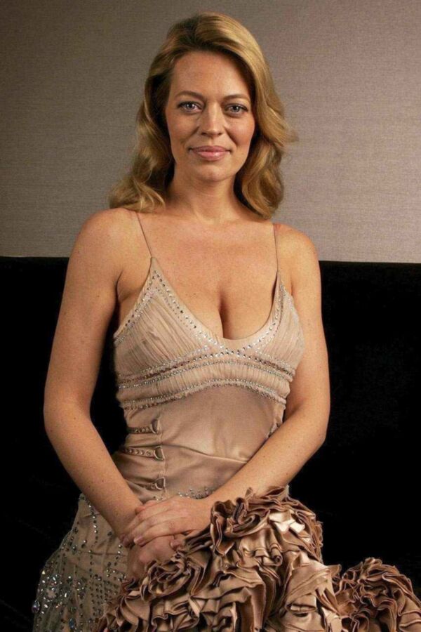 Jeri Ryan