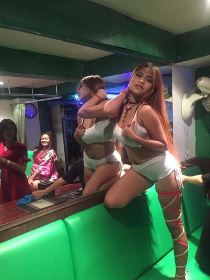 Bargirl tailandesa Suwanna Pattaya