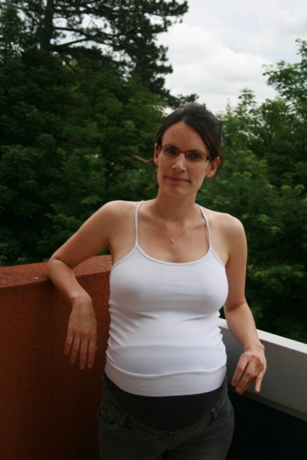 French wife Celine pregnant and nude