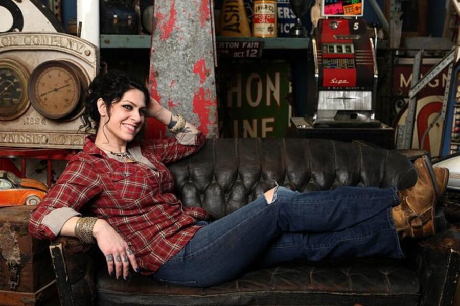 Danielle Colby – American Pickers Hot Mama