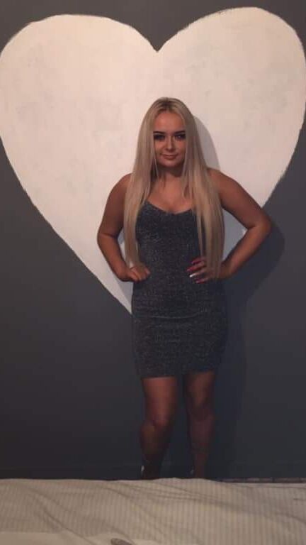 Bimbo Piggy JADE - Busty little chav teen SLUT-DOLLY!