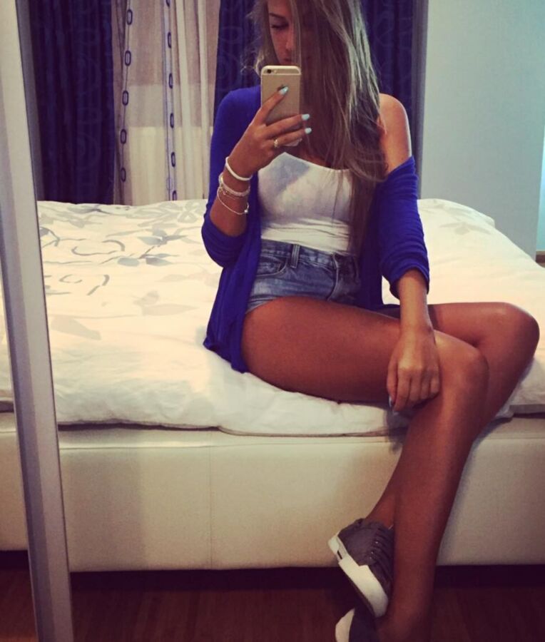 Plantureuse salope amateur sexy sur Instagram