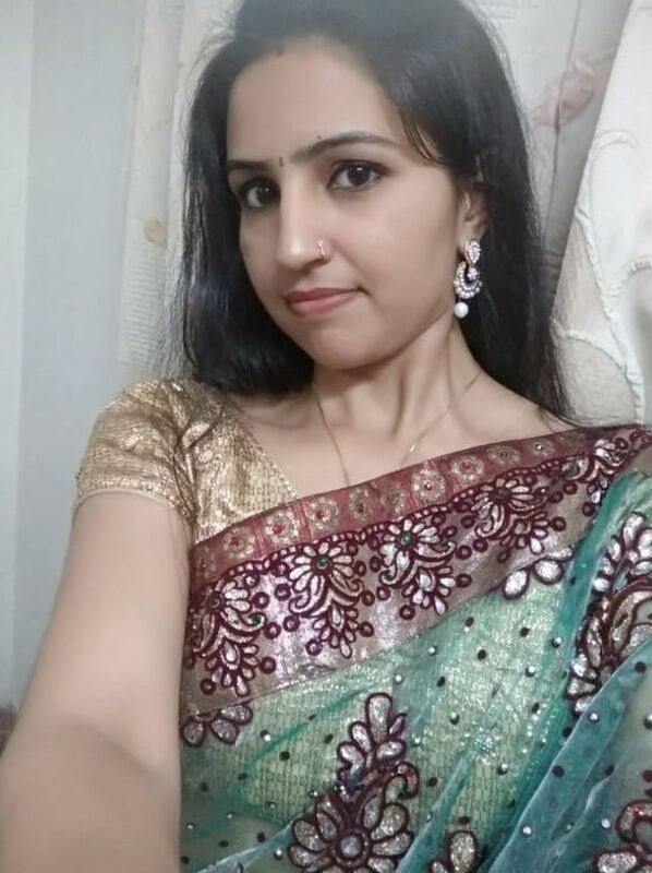 album privé complet maigre desi bhabhi