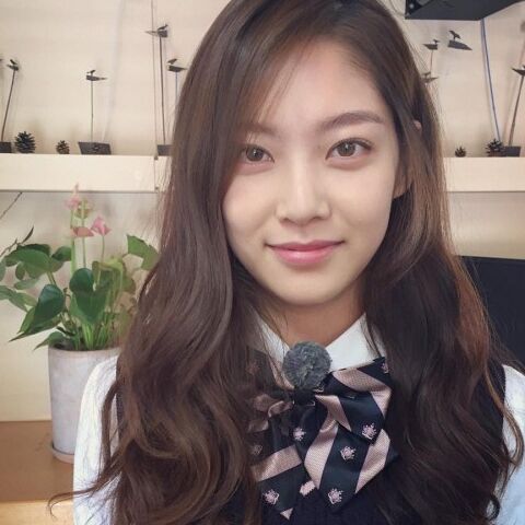 Cute Korean actress Gong seung yeon