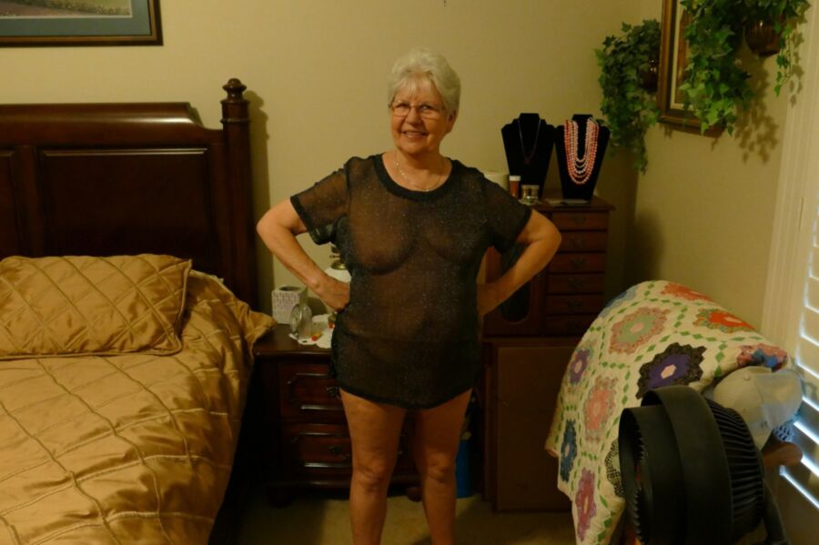 Mary, Exposed Grandma From Kansas City Missouri