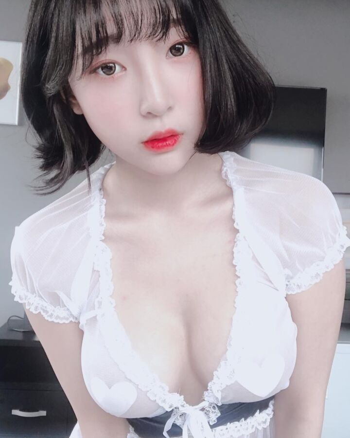 Korean Insta sluts and other fucktoys